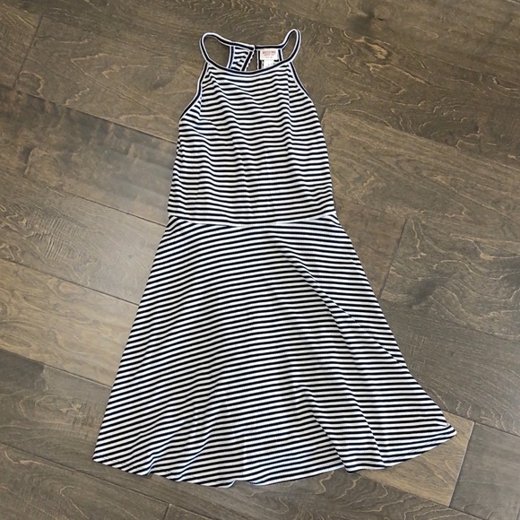 Mossimo Supply Co. Dresses & Skirts - 🏈2/$10🏈Mossimo black and white stripe dress